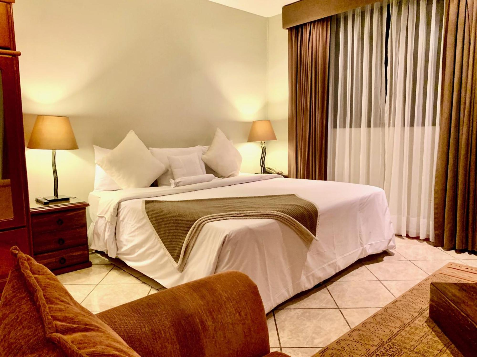 Ayenda Casa Bella San Isidro Hotel Lima Bagian luar foto