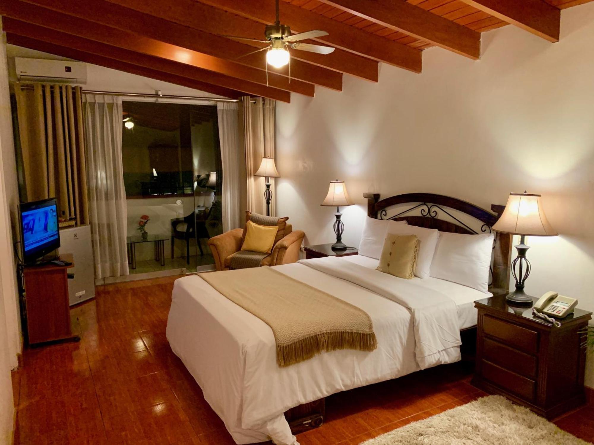 Ayenda Casa Bella San Isidro Hotel Lima Bagian luar foto