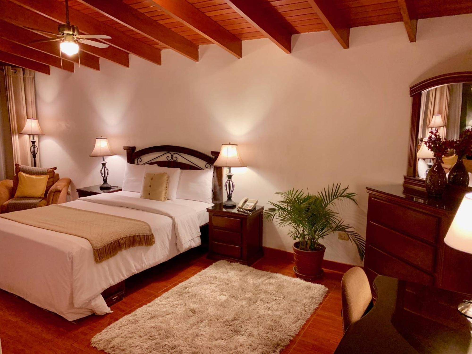 Ayenda Casa Bella San Isidro Hotel Lima Bagian luar foto