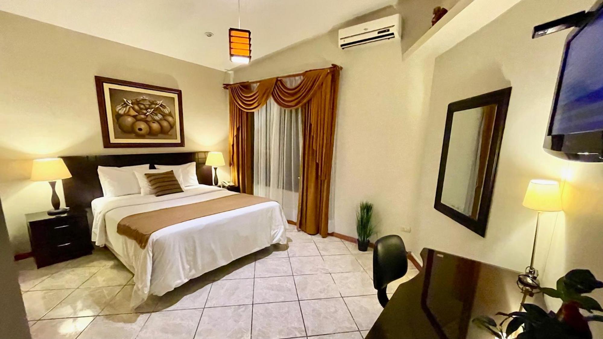 Ayenda Casa Bella San Isidro Hotel Lima Bagian luar foto